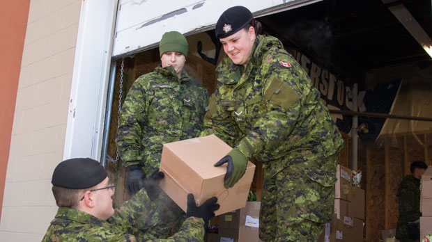 Reservists, cadets deliver hampers