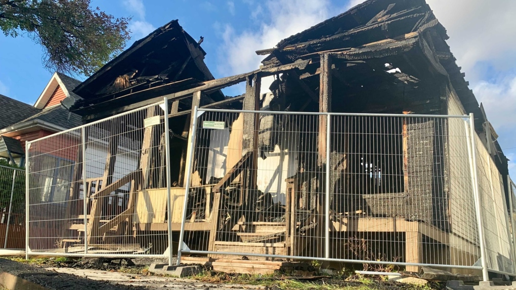 The Winnipeg Fire Paramedic Service responded to a fire on Alfred Ave. on Friday, Oct. 15, 2021. (Scott Andersson/CTV News)