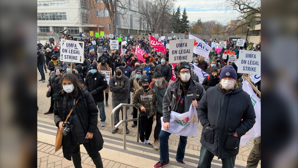 A Large crowd gathers at the University of Manitoba Friday in support of striking UMFA members (Jamie Dowsett, CTV News) 
