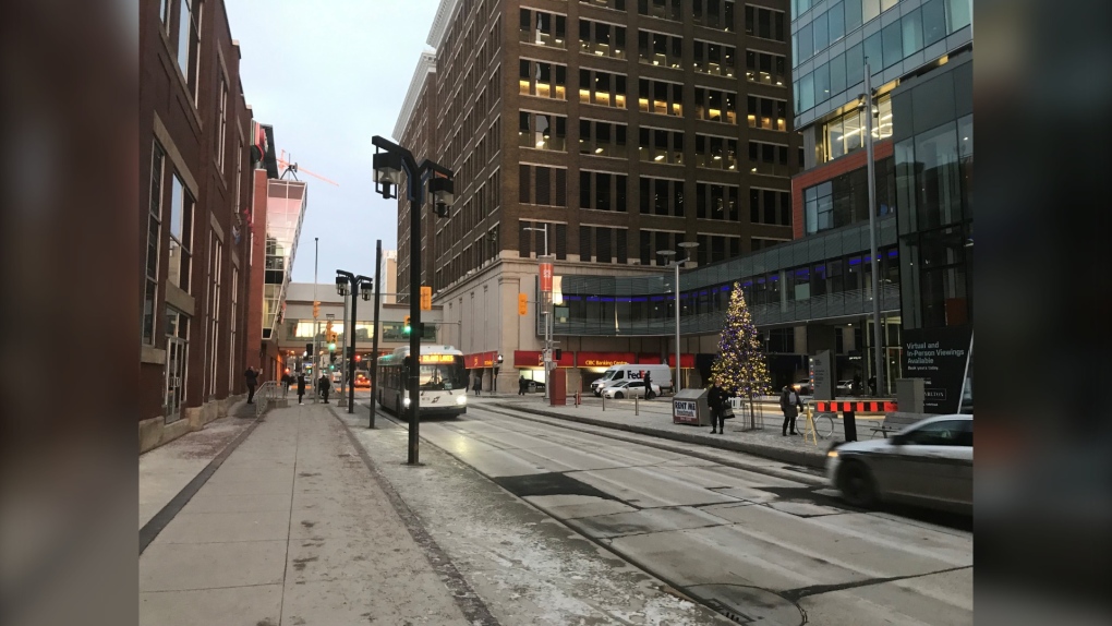 Graham Avenue is pictured on Dec. 3, 2021 (Photo: Charles Lefebvre/CTV Winnipeg)