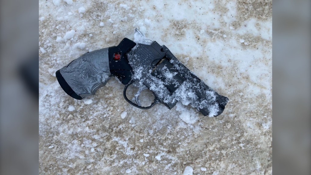 A BB Gun seized by Selkirk RCMP during an incident on January 11, 2022. (Image source: Manitoba RCMP)
