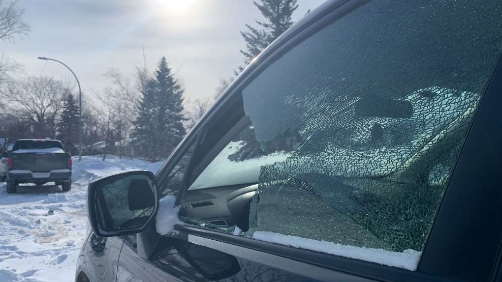 https://winnipeg.ctvnews.ca/content/dam/ctvnews/en/images/2022/2/3/fort-gary-vehicle-vandalism-1-5767194-1643934382690.jpg