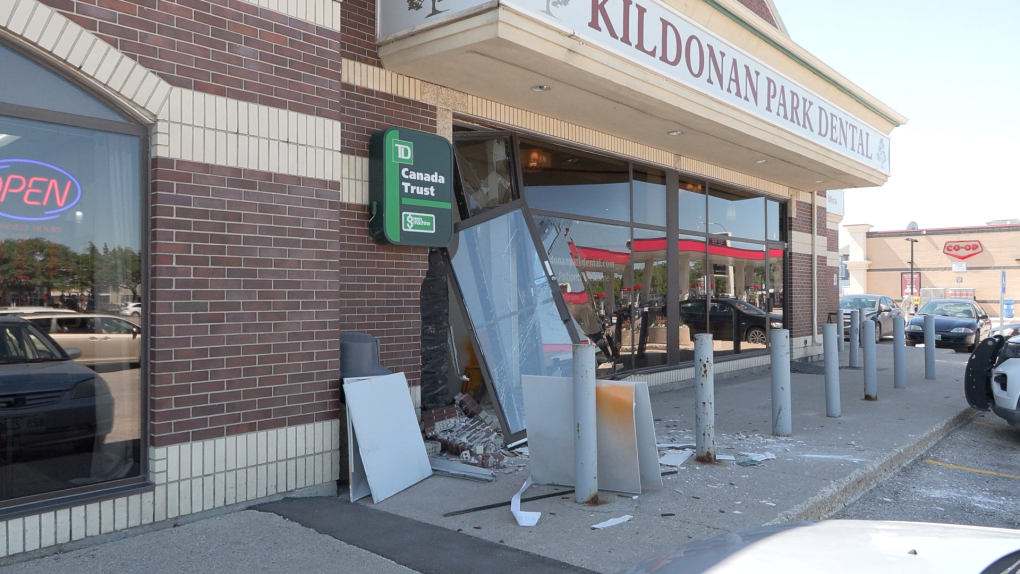 The aftermath of an ATM being stolen from a bank in the 2500 block of Main Street Thursday morning. (Source: Glenn Pismenny/CTV News)