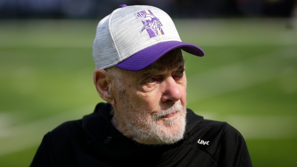 Bud Grant, Longtime Minnesota Vikings Coach, Dies at 95 - The New York Times