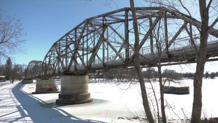 The latest multi-year city budget has allocated $2,088,000 for repairs to the 109-year-old Elm Park Bridge, which connects the St. Vital and Fort Rouge neighbourhoods over the Red River. (Source: Scott Andersson, CTV News)