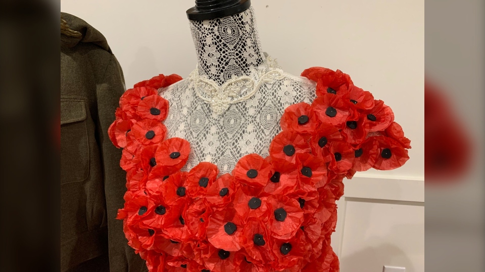 Dress made of poppies helps small town mark Remembrance Day during pandemic